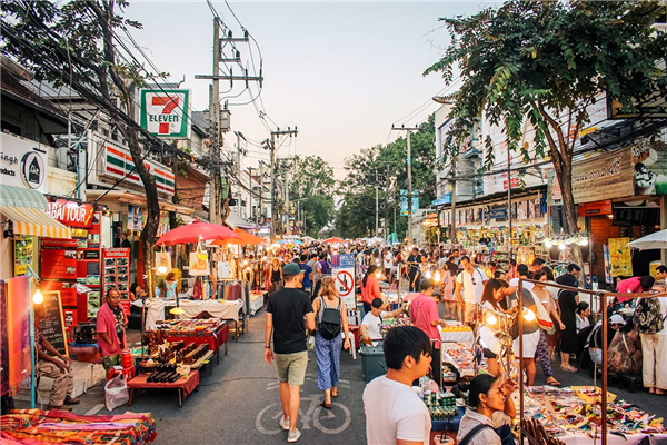 快餐店选址不能忽略什么？为店铺高人气这些要看